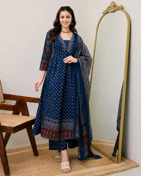 AANEEP Women Cotton Blend Kurta Pant Dupatta Set